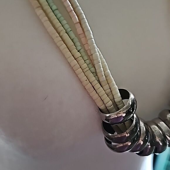 Vintage 26” 5 strand Pastel Seed bead Necklace with Screw latch. WOT - Picture 3 of 7